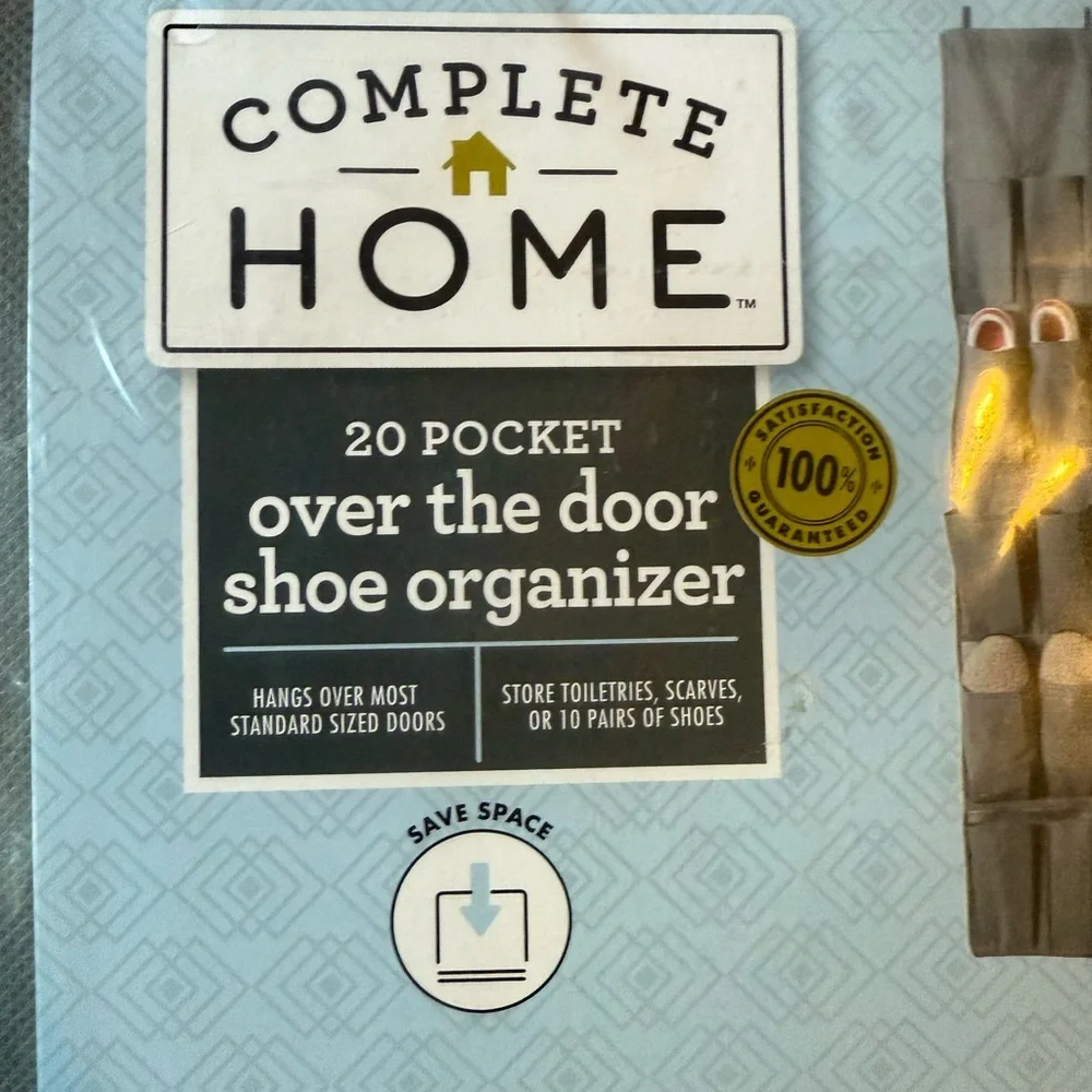 Complete Home - Gray 20 Pocket Over-the-Door Shoe Organizer 🆕 - Picture 3 of 4